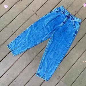 BDG Blue denim pleated baggy high rise mom jeans